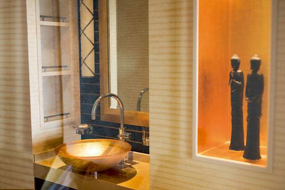 Hapag Lloyd Cruises MS Europa Spa Suite 4.jpg